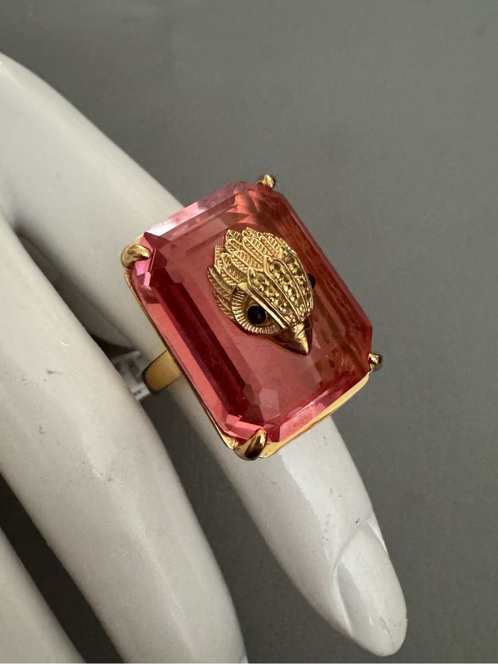 NIB Kurt Geiger Signature Eagle Ring - Picture 11 of 11